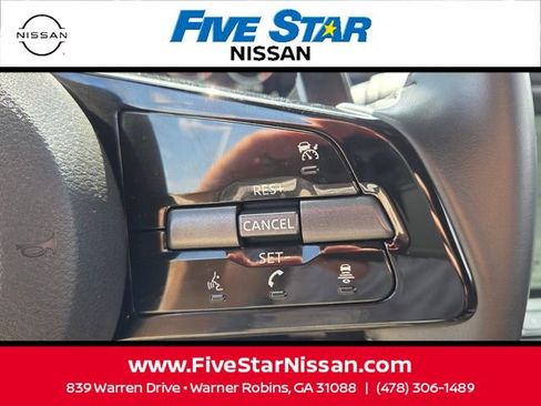 Used 2024 Nissan Z Performance w/ Floor Mat Package RWD image 25