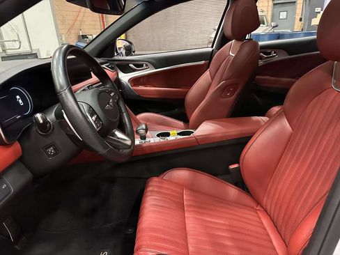 Used 2023 Genesis G70 2.0T w/ Sport Prestige Package AWD/4WD image 16