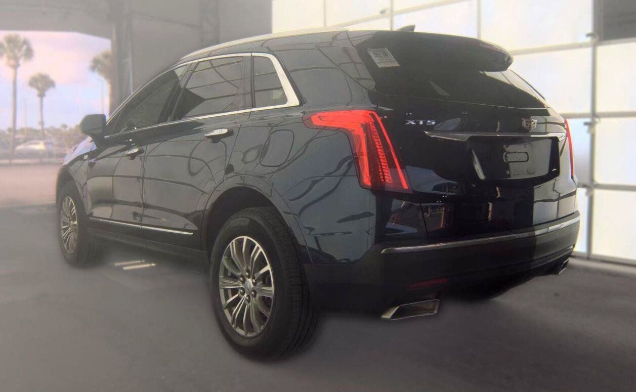 Used 2018 Cadillac XT5 Luxury w/ Driver Awareness Package FWD image 15