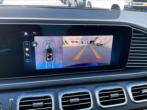 Used 2025 Mercedes-Benz GLE 350 4MATIC image 25