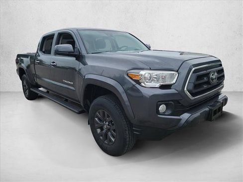 Used 2020 Toyota Tacoma SR5 image 3