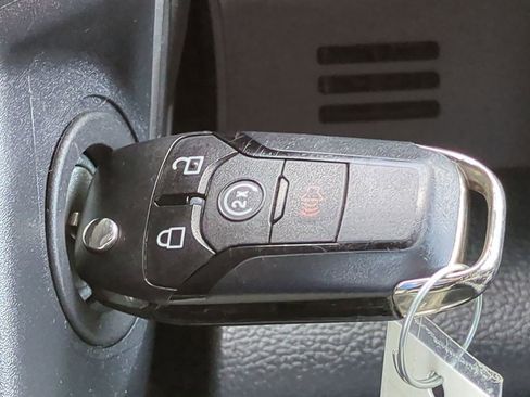 Used 2022 Ford F250 Lariat w/ Lariat Value Package image 27