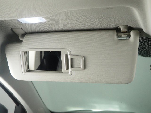Used 2023 Volkswagen Taos SE w/ Sunroof Package w/ Panoramic Sunroof Package FWD image 55