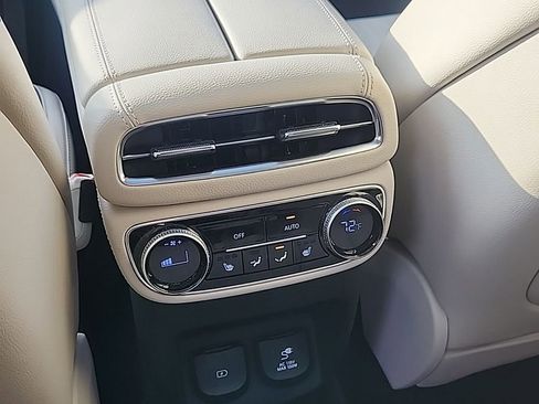 Used 2024 Genesis GV80 3.5T Advanced w/ Advanced Package image 24