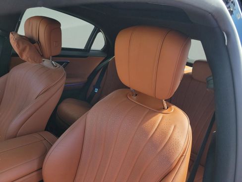 Used 2022 Mercedes-Benz S 500 4MATIC image 17