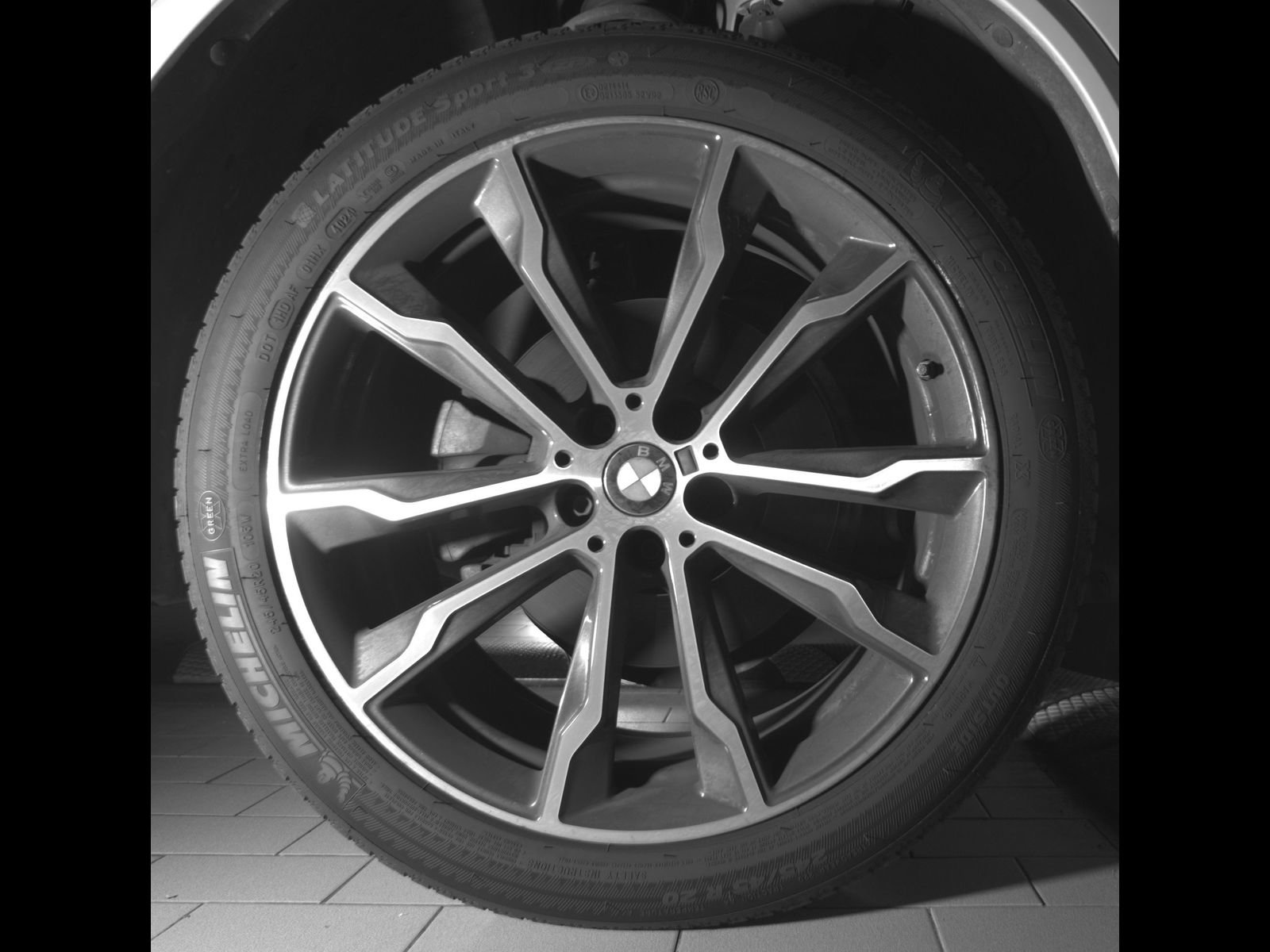 Used 2022 BMW X3 xDrive30i w/ M Sport Package AWD/4WD image 21