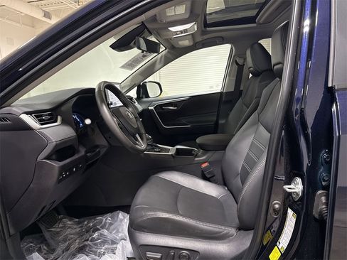 Used 2025 Toyota RAV4 XLE Premium w/ Weather Package image 20