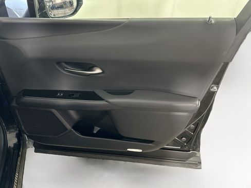 Used 2021 Lexus UX 250h w/ Premium Package AWD/4WD image 33