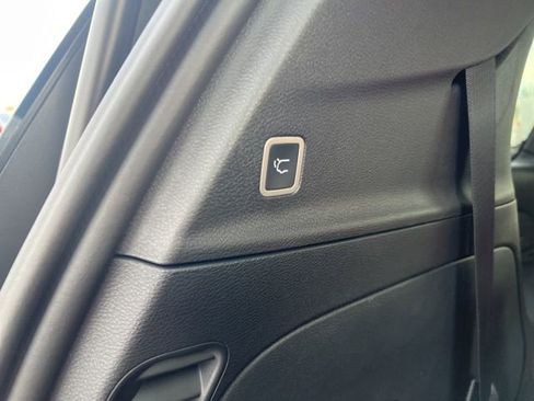 New 2026 Chrysler Pacifica Pinnacle FWD image 10