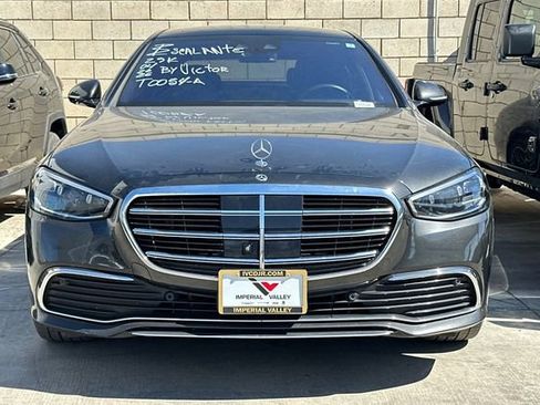 Used 2022 Mercedes-Benz S 500 4MATIC image 2