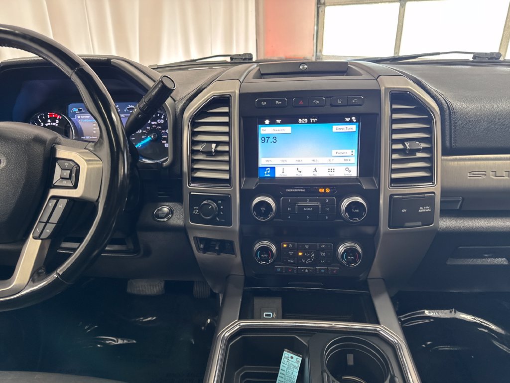 Used 2019 Ford F350 Platinum w/ Platinum Ultimate Package AWD/4WD image 20