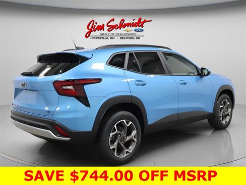 New 2026 Chevrolet Trax LT w/ Driver Confidence Package image 6