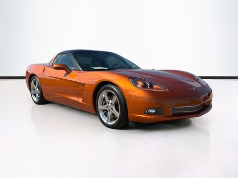 Used 2007 Chevrolet Corvette Coupe w/ Preferred Equipment Group RWD image 3