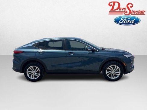 Used 2025 Buick Envista Preferred w/ Convenience I Package FWD image 5