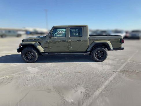 New 2026 Jeep Gladiator Sport image 6