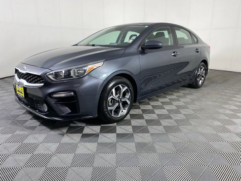 Used 2019 Kia Forte LXS FWD image 5