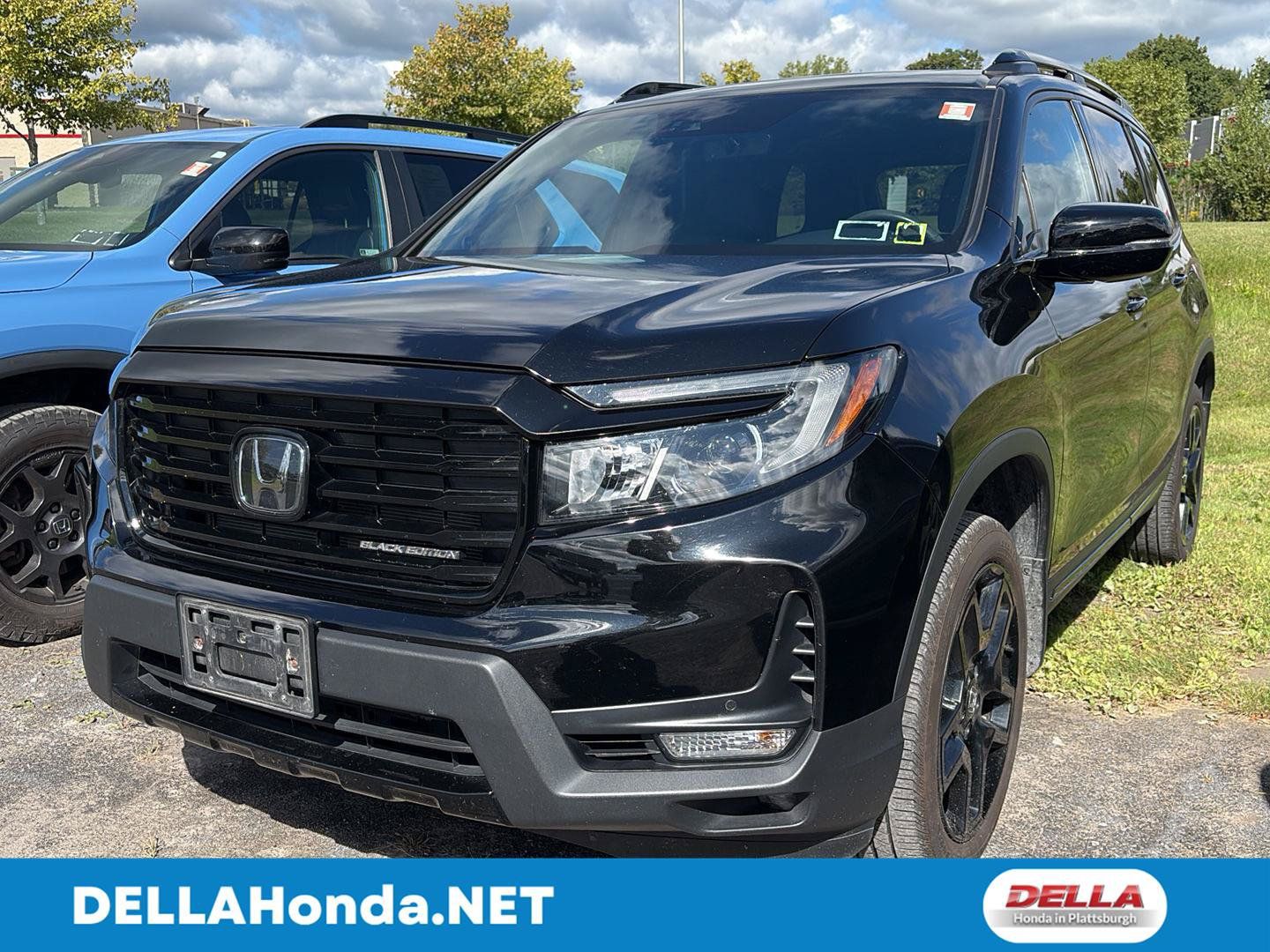 Used 2024 Honda Passport Black Edition image 1