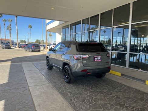Used 2024 Jeep Compass Trailhawk image 3