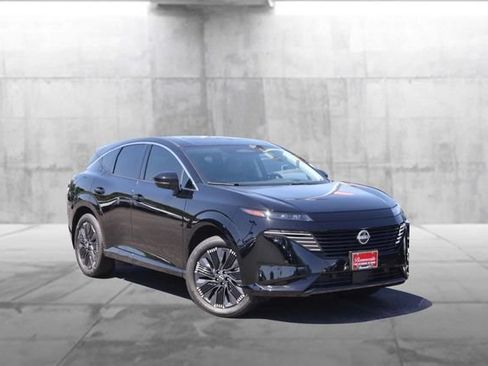 Certified 2025 Nissan Murano Platinum w/ Cargo Package AWD/4WD image 2