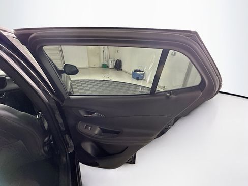 Used 2025 Buick Encore GX Preferred image 29