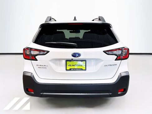 Used 2025 Subaru Outback Premium image 6