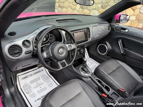 Used 2015 Volkswagen Beetle 1.8T FWD image 11
