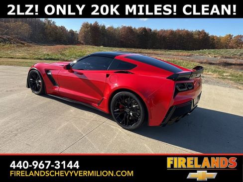 Used 2015 Chevrolet Corvette Z06 w/ 2LZ Preferred Equipment Group image 7