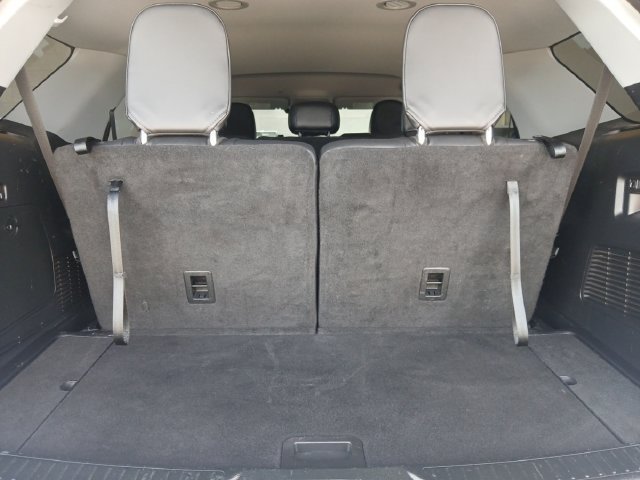 Used 2022 Ford Explorer XLT w/ Equipment Group 202A RWD image 5