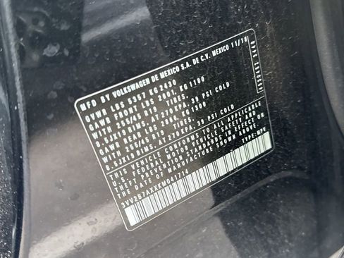 Used 2019 Volkswagen Tiguan SE image 21