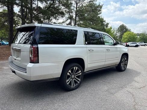 Used 2019 GMC Yukon XL Denali w/ Denali Ultimate Package AWD/4WD image 5