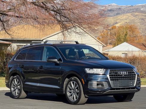 Used 2017 Audi Q7 3.0T Premium Plus image 3
