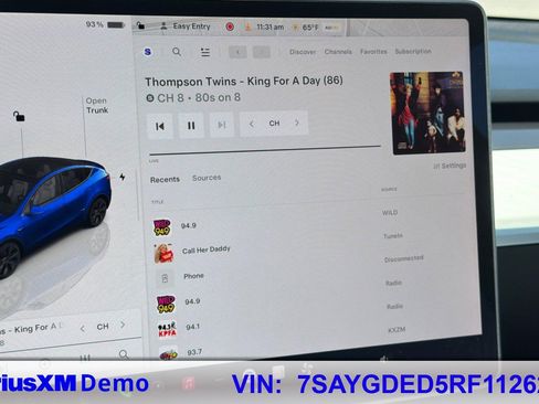 Used 2024 Tesla Model Y 2WD image 38