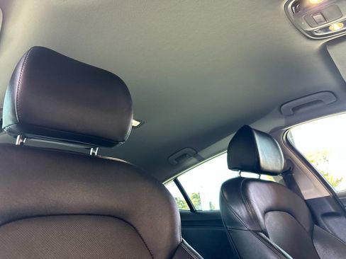 Used 2018 Kia Stinger RWD image 19