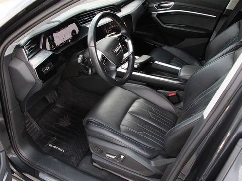 Used 2021 Audi e-tron Prestige AWD/4WD image 10