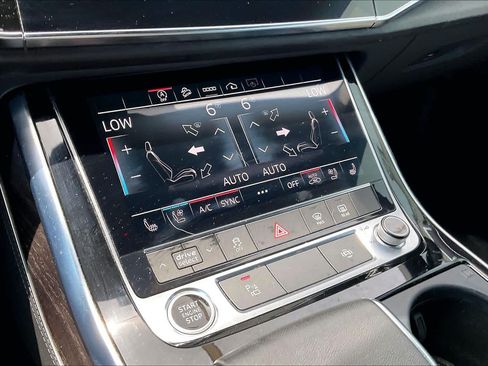 Used 2023 Audi Q7 2.0T Premium Plus w/ Premium Plus Package AWD/4WD image 14