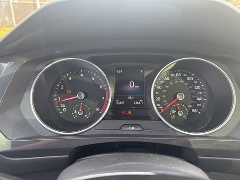 Used 2020 Volkswagen Tiguan SE R-Line image 17