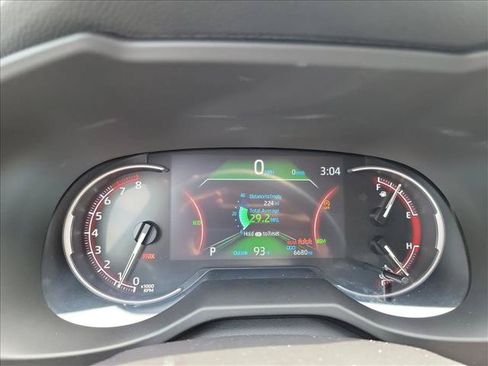 Used 2025 Toyota RAV4 XLE w/ Convenience Package FWD image 21