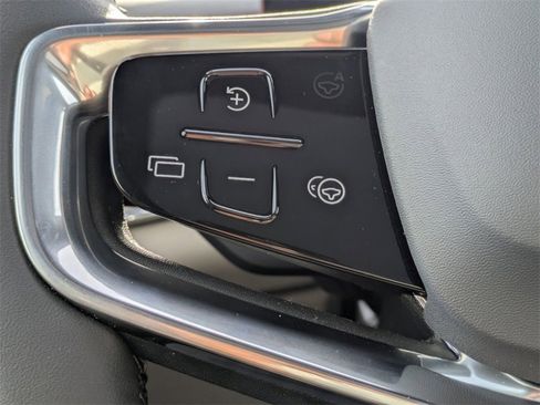 New 2025 Volvo EX90 Ultra image 27