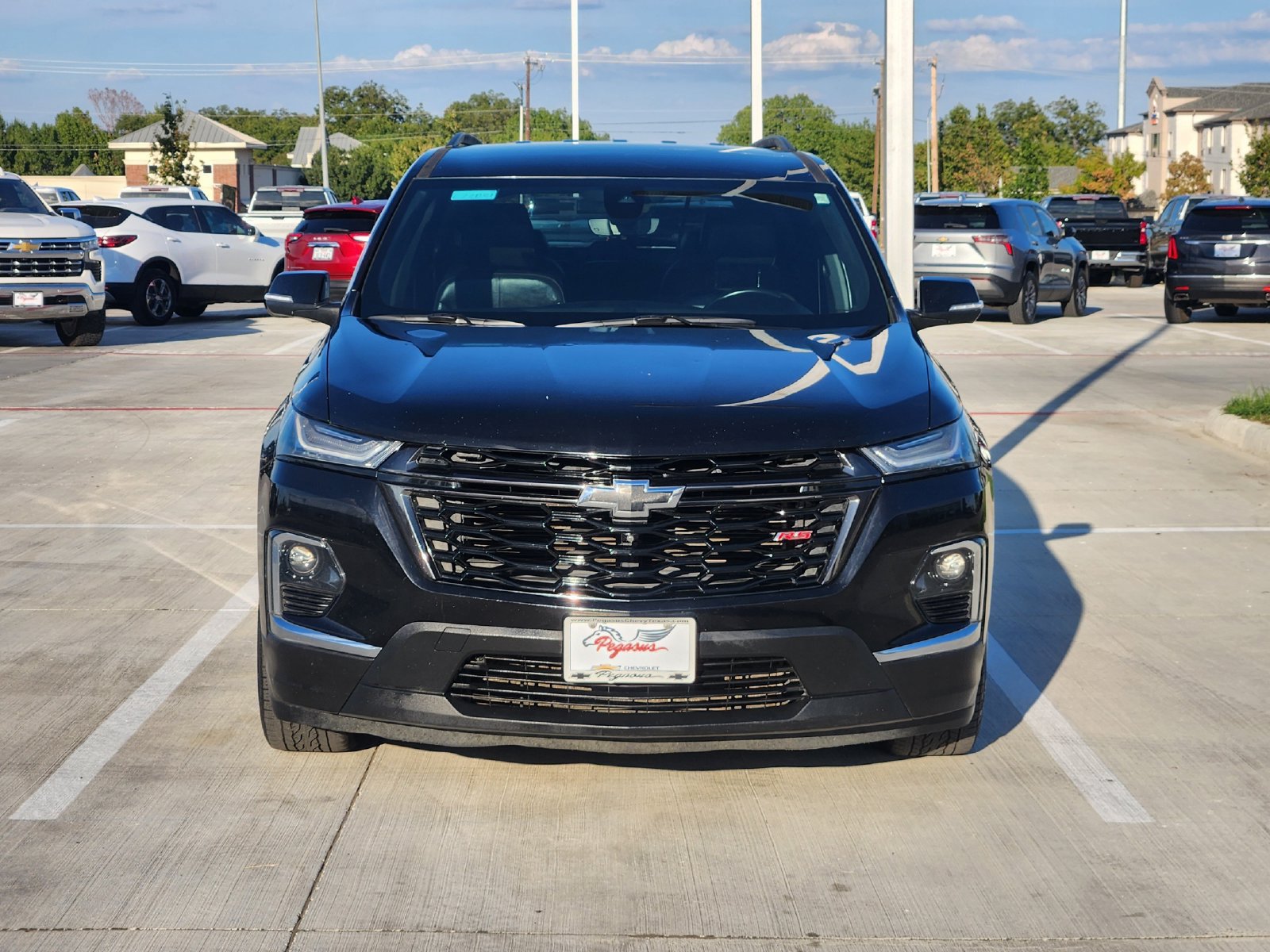 Used 2023 Chevrolet Traverse RS FWD image 6
