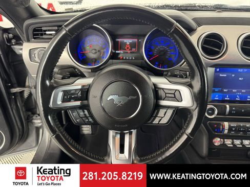 Used 2020 Ford Mustang Premium image 25
