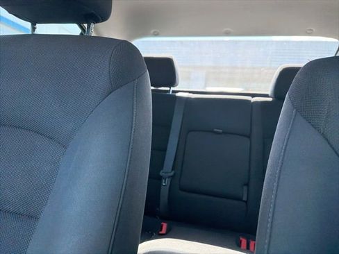 Used 2016 Chevrolet Cruze LT FWD image 13