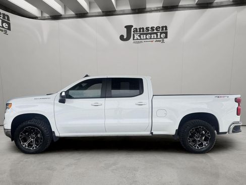 Used 2023 Chevrolet Silverado 1500 LT w/ Protection Package AWD/4WD image 1