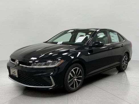 New 2026 Volkswagen Jetta SE FWD image 8