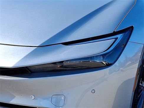 Certified 2024 Toyota Prius Limited image 9