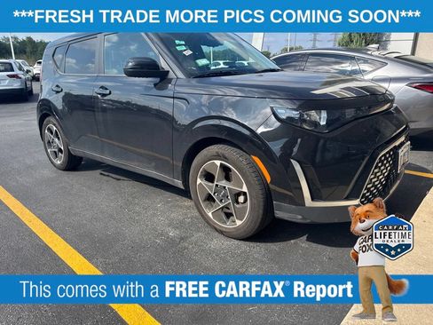 Used 2023 Kia Soul EX FWD image 3