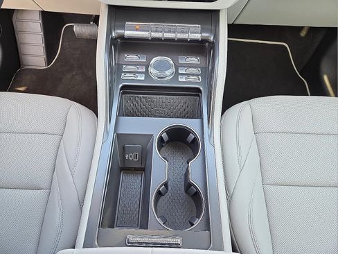 New 2026 Lincoln Nautilus Premier image 25