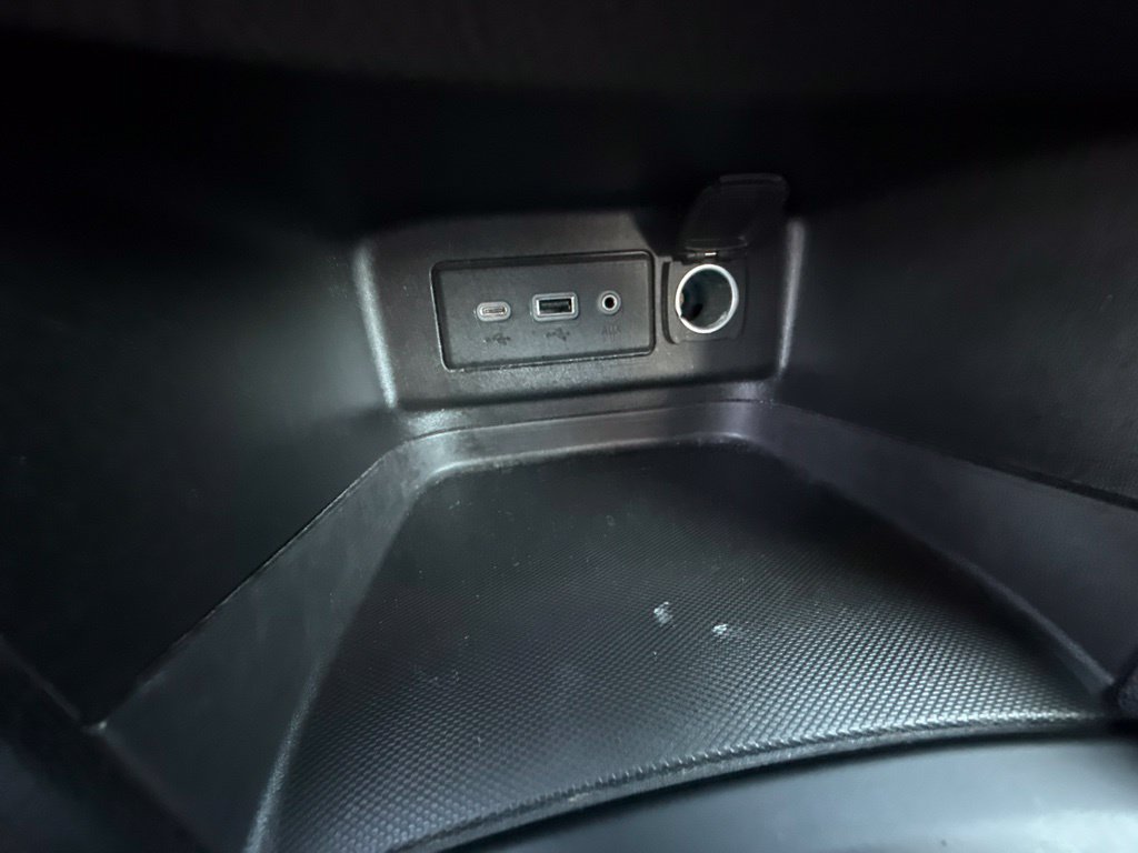 Used 2020 Chevrolet Equinox LT AWD/4WD image 25