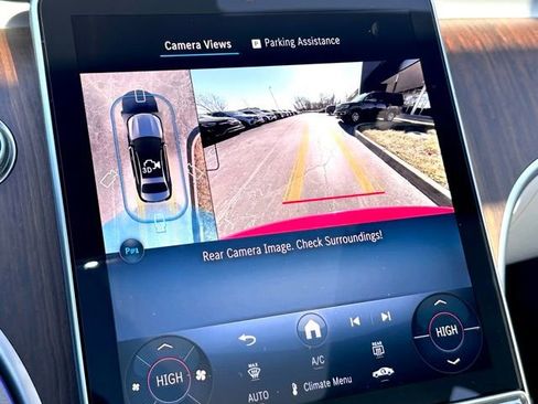 New 2026 Mercedes-Benz C 300 4MATIC Sedan image 16