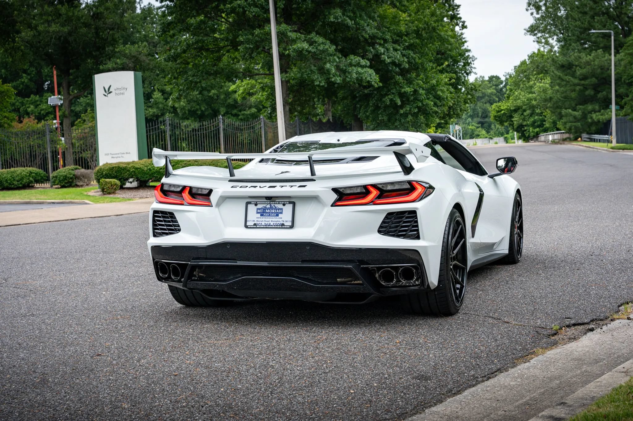 Used 2023 Chevrolet Corvette Stingray Premium Cpe w/ Z51 Performance Package RWD image 10