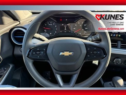 New 2026 Chevrolet Trax LS w/ LS Convenience Package image 33